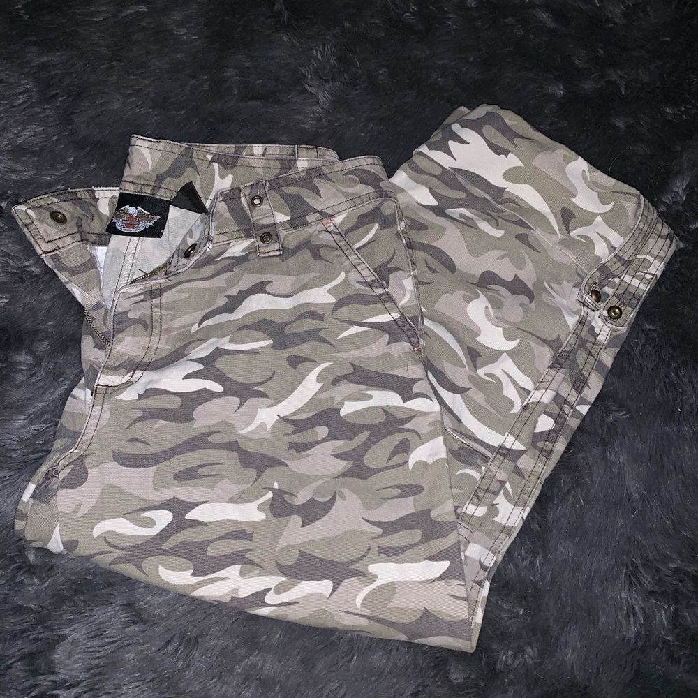 Harley Davidson Camo Capris